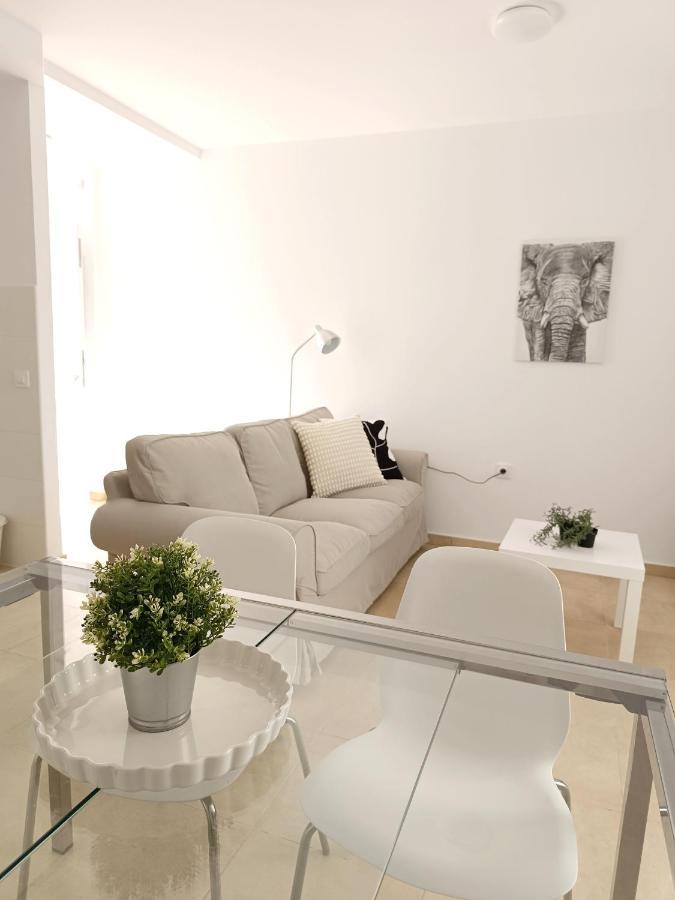 Sherry Suites V Apartamentos Parking Gratuito Херес де ла Фронтера Екстериор снимка
