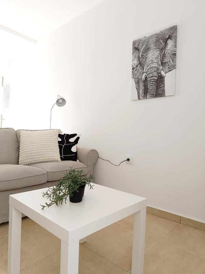Sherry Suites V Apartamentos Parking Gratuito Херес де ла Фронтера Екстериор снимка